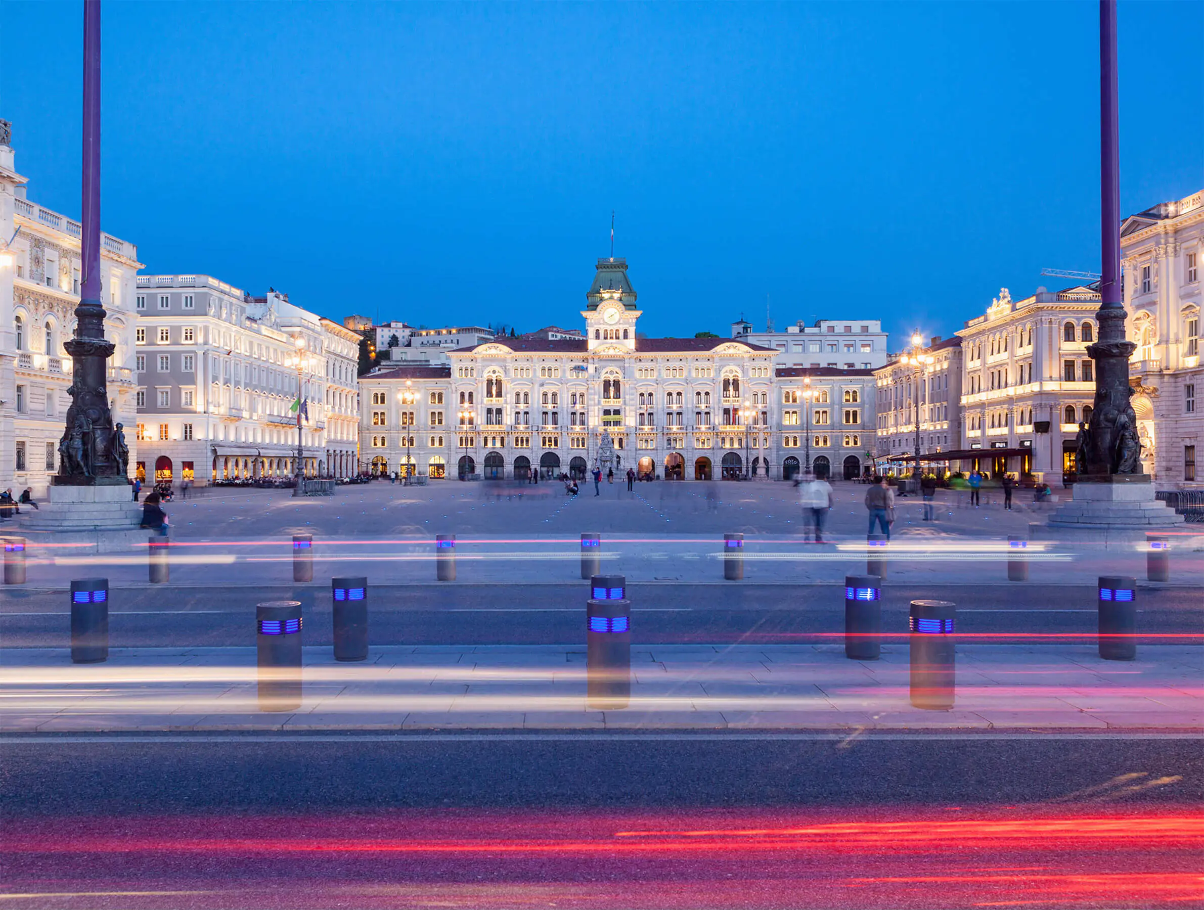 Triest Heimreise - Pixelshop - stock.adobe.com